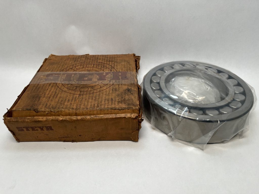 Spherical Roller Bearing - Straight Bore, 120 mm ID, 215 mm OD, 58 mm Width, Open, C3 Internal Clearance.