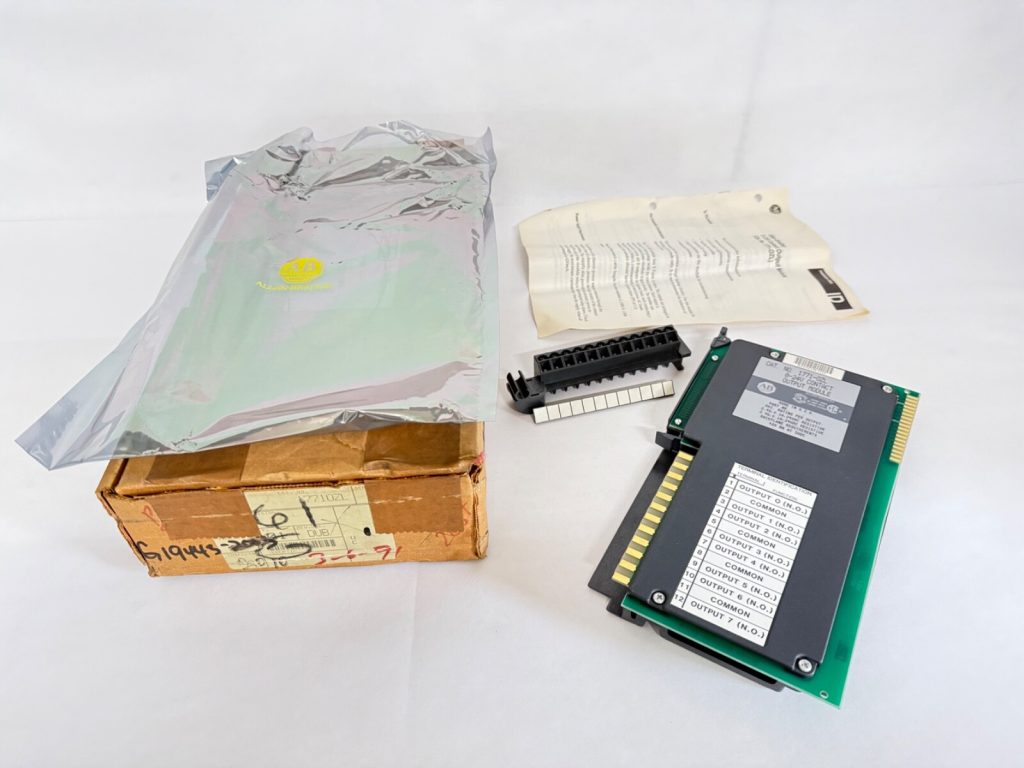 Allen-Bradley 1771-OZL PLC Processor Module 1771OZL 0-24V DC Contact Output