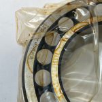 Spherical Roller Bearing – Tapered Bore, 90 mm ID, 160 mm OD, 40 mm Width, Open, CN Internal clearance.