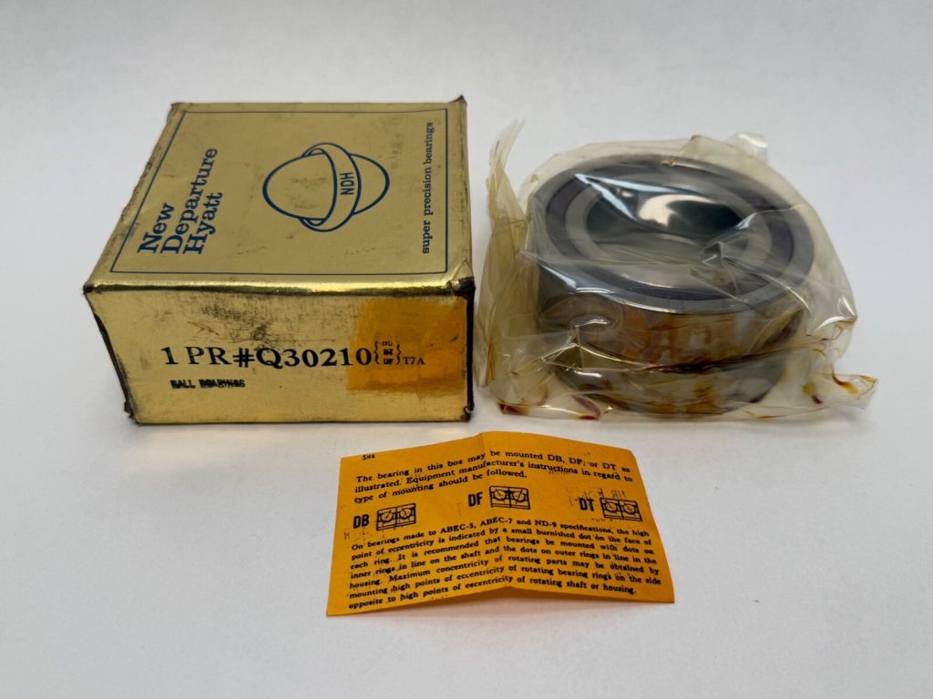 Angular contact bearings - 50 mm ID, 90 mm OD, 20 mm Width, Open, 15°.