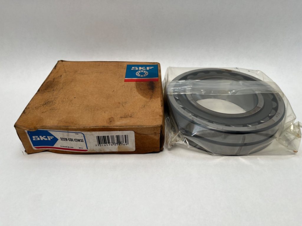 Spherical Roller Bearing - Tapered Bore, 90 mm ID, 160 mm OD, 40 mm Width, Open, C3 Internal Clearance.