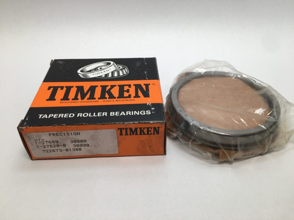 Tapered Roller Bearing (Set) - 3.2813 in Bore, 4.9375 in Cup Outer Diameter, 0.7813 in Cup Width, 1.0000 in Cone Width, class 2, Case-Carburized Steel.