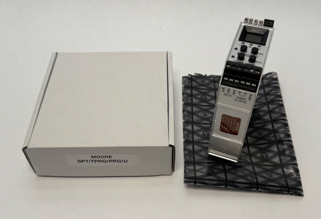 Moore SPT/TPRG/PRG/U-C Temperature Transmitter Moore SPTTPRGPRGU C DIN