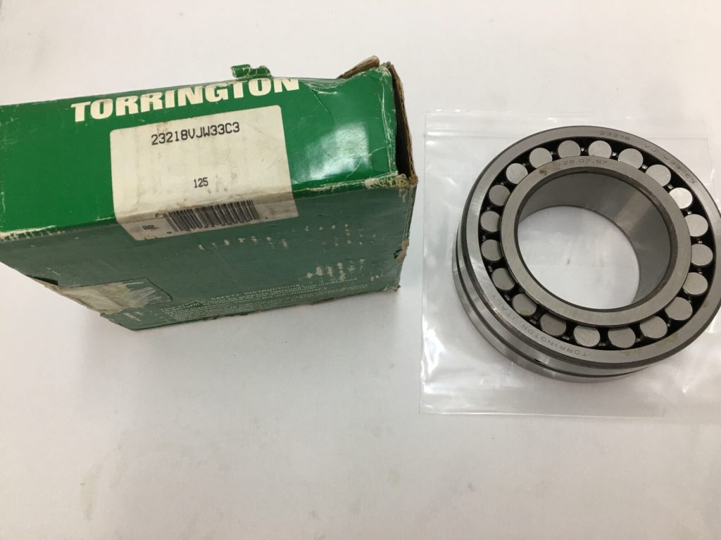 TORRINGTON 2318VJW33C3 Spherical Roller Bearing 90x160x52.4mm 23218 W33 C3 Italy