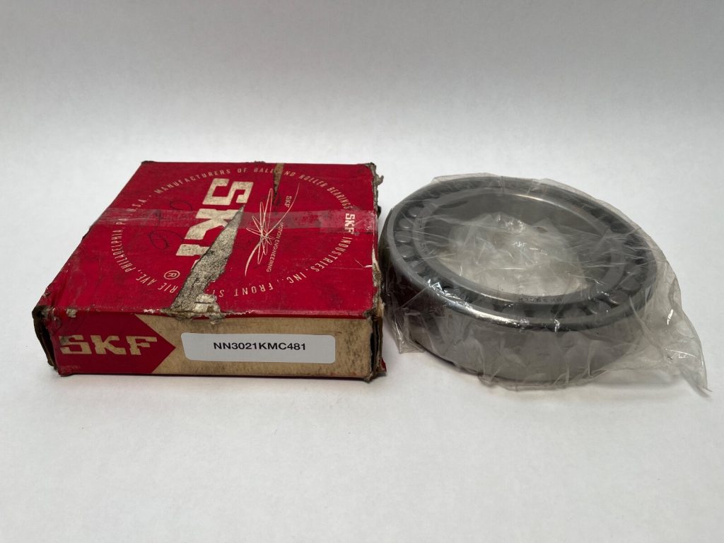 Cylindrical Roller Bearing - Tapered Bore, 105 mm ID, 160 mm OD, 41 mm Width, 2 Row, C1 Internal Clearance.