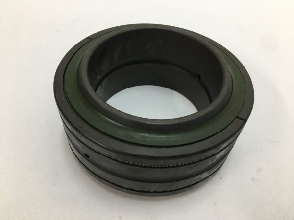 NTN SA1100V2 insert ball bearing with 100 mm bore and eccentric locking collar, viewed from above