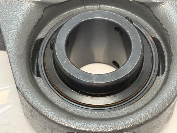 Carrier PB-115 Flange Mount Bearing 1-15/16″ ID PB115 3-115D
