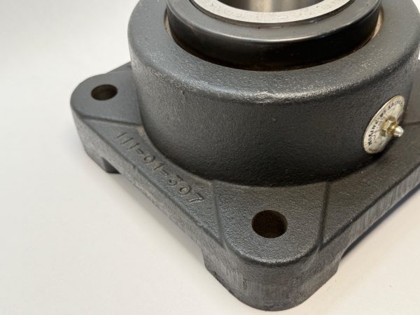 Moline 29111303D Flange Mount Bearing 3-3/16″ ID Type E 131-05-307 NPE42138DE