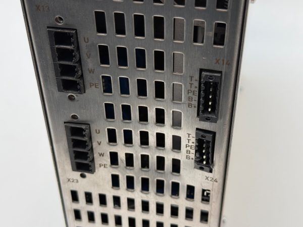 Beckhoff AX5206-0000-0202 Servo Drive 1 Phase 100-240VAC or 3 Phases 100-480VAC