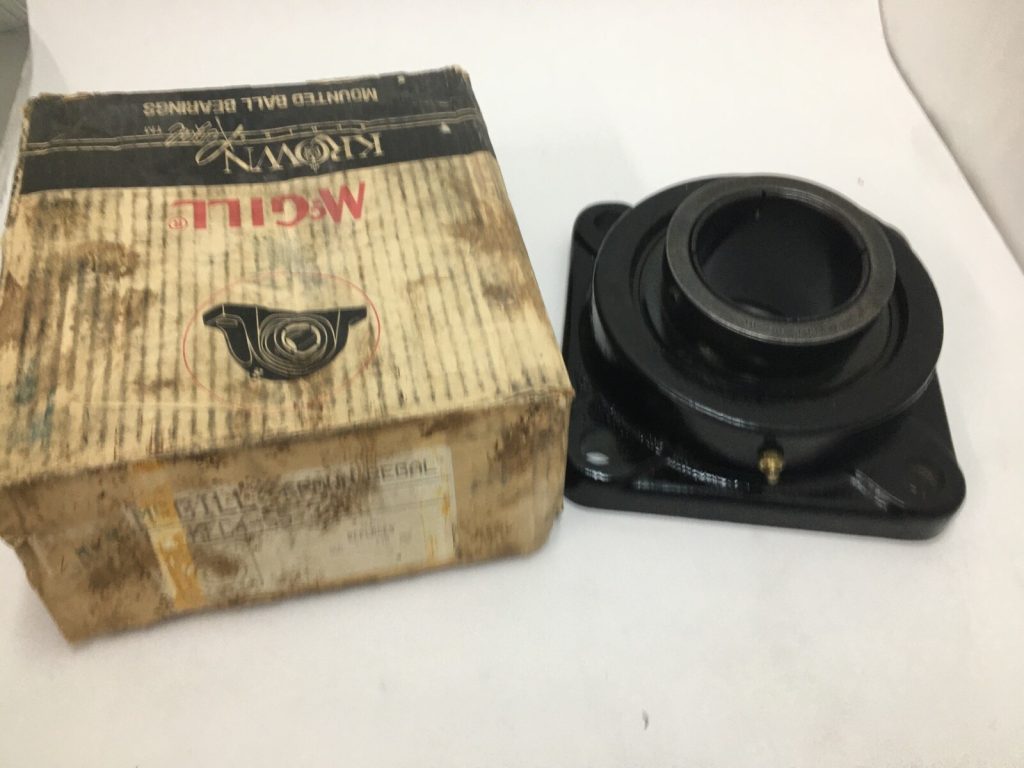 MCGILL KFC4553 Bearing Unit w/ Collar 3" ID KFC4-55-3 4403814 USA
