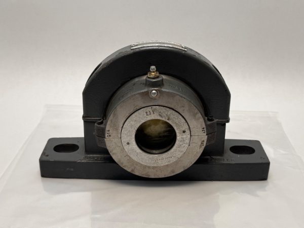 Cooper 01EBCP111GRAT Flange Mount Bearing 1-11/16″ ID P02 01-EBCP-111-GRAT