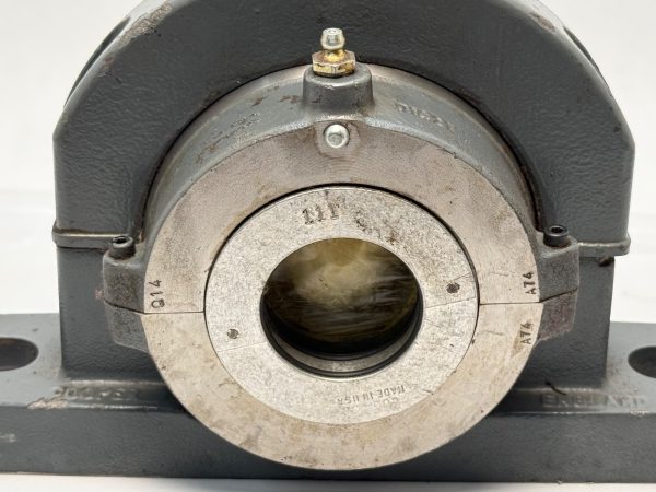 Cooper 01EBCP111GRAT Flange Mount Bearing 1-11/16″ ID P02 01-EBCP-111-GRAT
