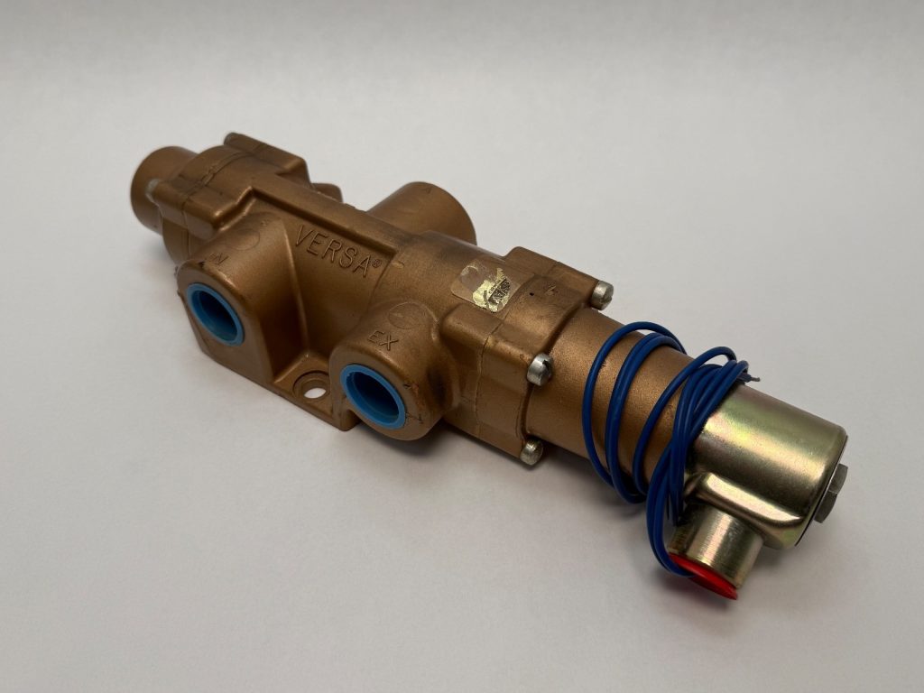 Versa 40-175 PSI 120V 60Hz Valve 3 Way Brass