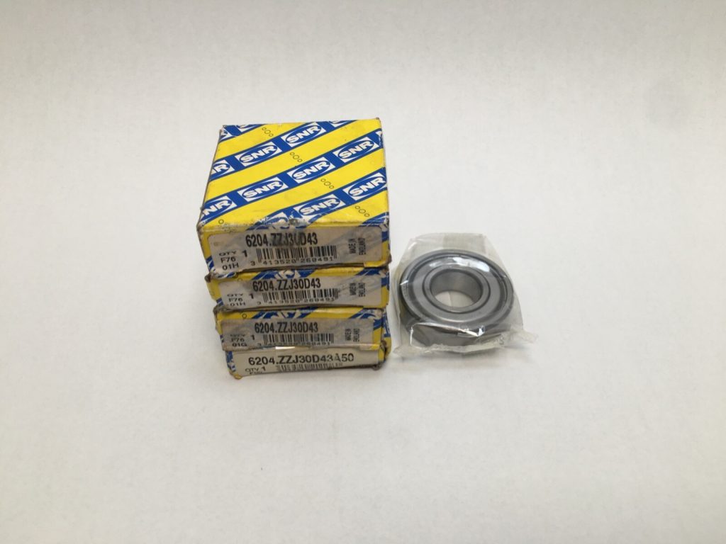 SNR 6204ZZ Double Shield Deep Groove Ball Bearing. Standard single row bearing with 20mm ID 47mm OD 14mm Width, 4 pcs