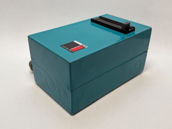 Eaton A10BG0 AC Full Voltage Magnetic Starter Size 0 3 Pole C320TB1 C320AS1