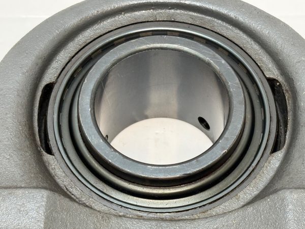 SealMaster NPL-38C Flange Mount Bearing 2-3/8″ ID NPL38C