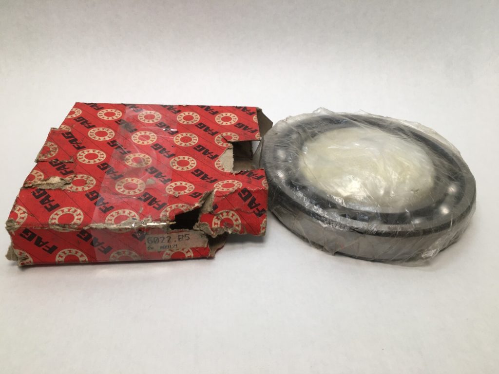Deep Groove Ball Bearing - Straight Bore, 110 mm ID, 170 mm OD, 28 mm Width, Open, ABEC 5 / P5.