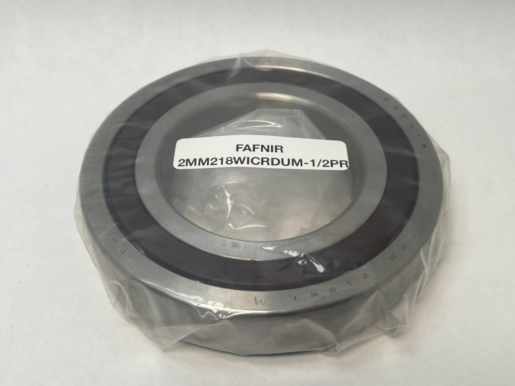 Angular Contact Ball Bearing - Straight Bore, 90 mm ID, 160 mm OD, 30 mm Width, Open, 15° Contact Angle, Medium Preload.