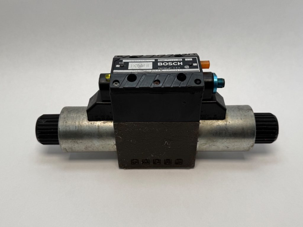 Bosch 9810232492 Directional Control Valve 081WV10P1V1018KE024/00E51