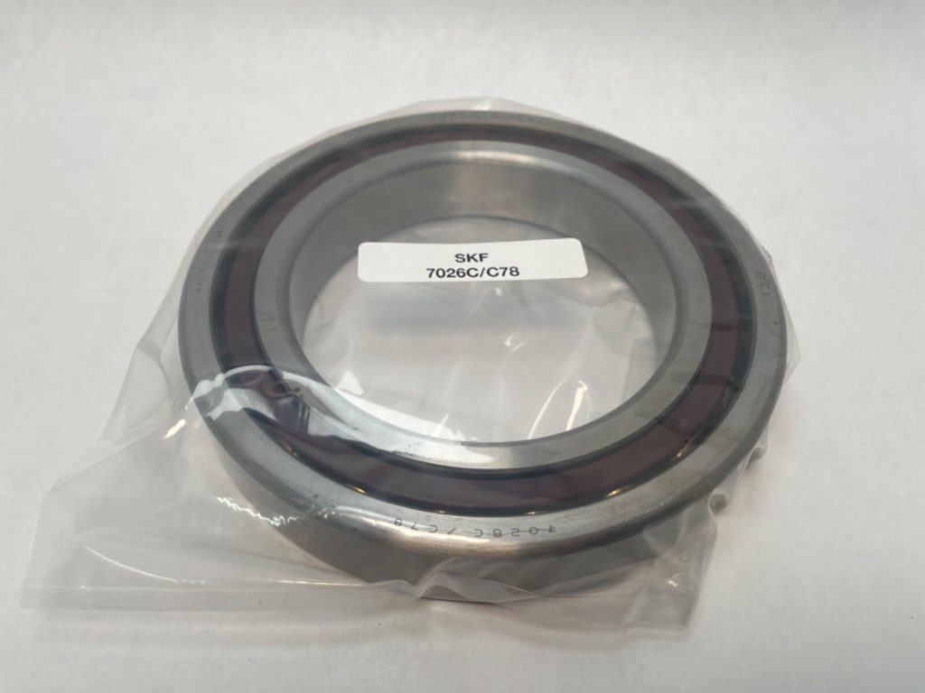 Angular Contact Ball Bearing - Straight Bore, 130 mm ID, 200 mm OD, 33 mm Width, Open, 15° Contact Angle, P5 Precision.