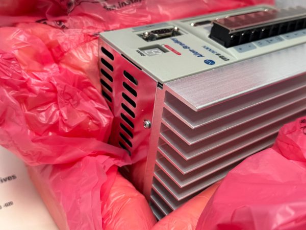 Allen-Bradley 2098-DSD-020X Ultra 3000 2kW Servo Drive 2098DSD020X