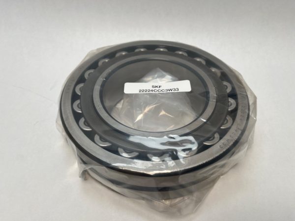SKF 22224CCC3W33 spherical roller bearing, open design, wrapped in plastic with label showing part number