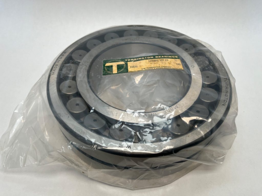 Spherical Roller Bearing - Straight Bore, 160 mm ID, 290 mm OD, 80 mm Width, Open, CN Internal Clearance.