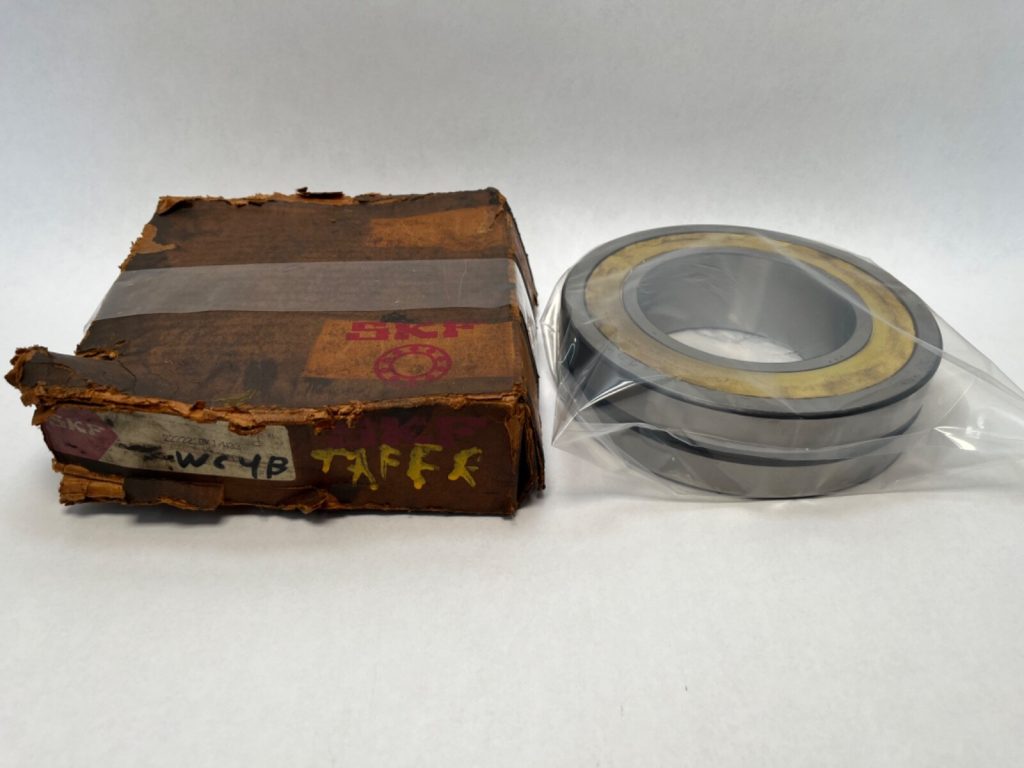 Spherical Roller Bearing - Tapered Bore, 110 mm ID, 200 mm OD, 53 mm Width, Open, Normal Internal Clearance.