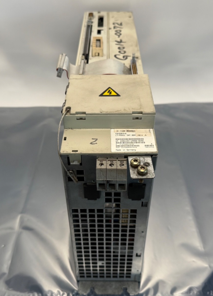 Siemens 6SN1123-1AA00-0DA0 Simodrive Control Module 6SN1118-0AA11-0AA1