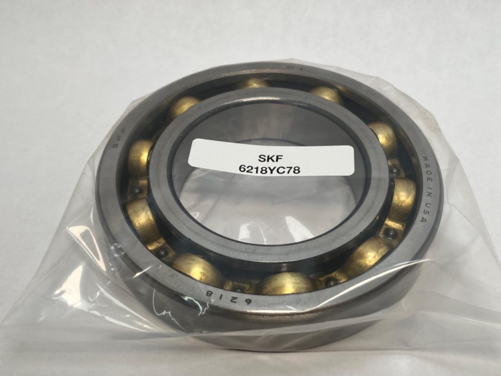 Deep Groove Ball Bearing - Straight Bore, 90 mm ID, 160 mm OD, 30 mm Width, Open, Pressed Brass Cage.