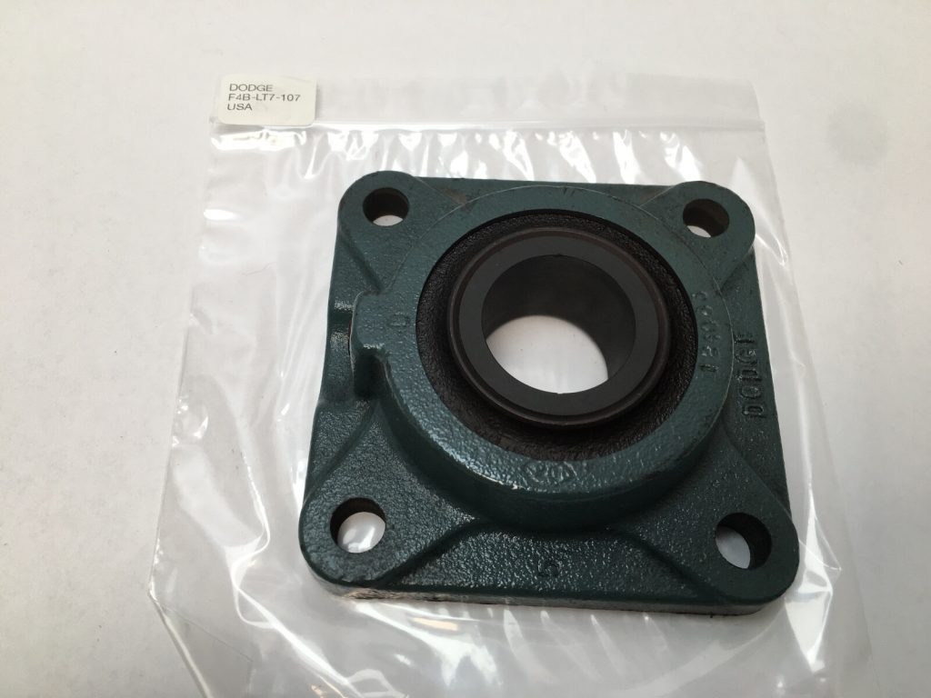 Flange Mount Unit - 1.4375 in Bore, 4-Bolt, Cast Iron, Set Screw Locking.