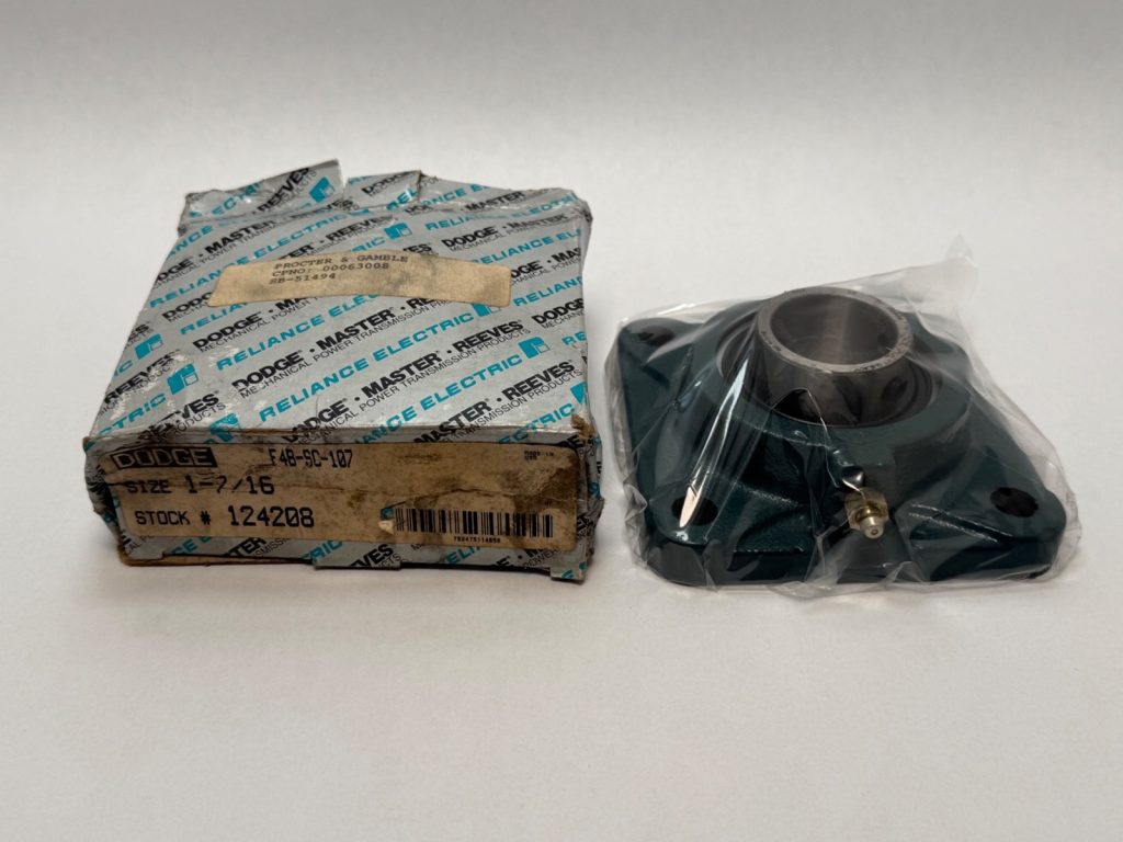 Dodge F4B-SC-107 Flange Mount Bearing 1-7/16" ID 124208 F4BSC107