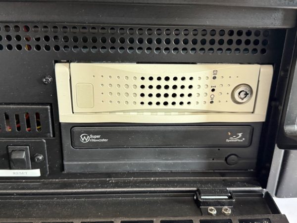 Industrial Computer Server Unit ROCKY-4786EVG-RS-R41 PCI-19S-RS-R40 10032865-LS