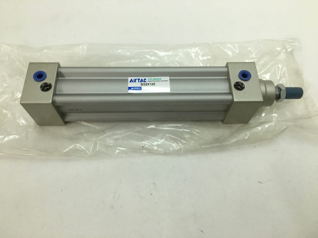 ISO 15552 Pneumatic Cylinder, Double Acting - 32 mm Bore, 125 mm Stroke, 1/8 in Ports, Adjustable Cushioning