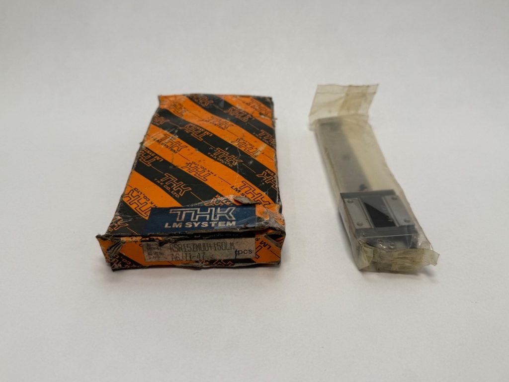 THK RSR15ZMUU+150 Linear Bearing Block w/ 150 mm Rail RSR-15-ZM-UU 150L-M RSR15