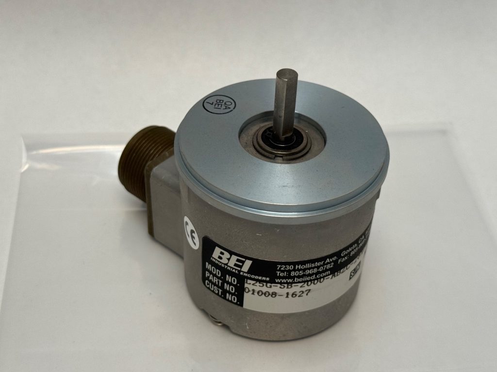 Heavy-Duty Incremental Rotary Encoder, 2000 PPR, 2.62 in Servo Mount, 3/8 in Shaft, Complementary A/B/Z Line Driver, 5-28 VDC, 10-Pin MS Connector