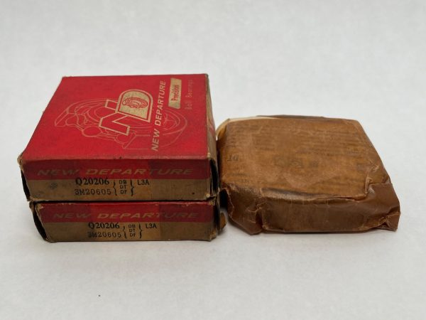 Two New Departure Q20206DTL3A bearing boxes beside a wrapped bearing package