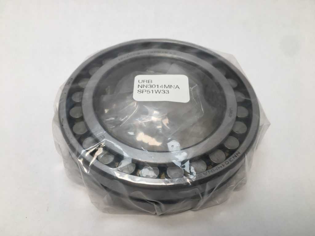 Double Row Cylindrical Roller Bearing 70x110x30 mm, Cylindrical Bore, Brass Cage, P5 / C1, W33 Lube Groove