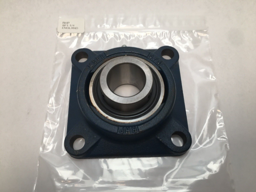 Self-Lube 4-Bolt Square Flange Mount Bearing Unit, 1-1/4" Bore, Setscrew Lock, Cast Iron