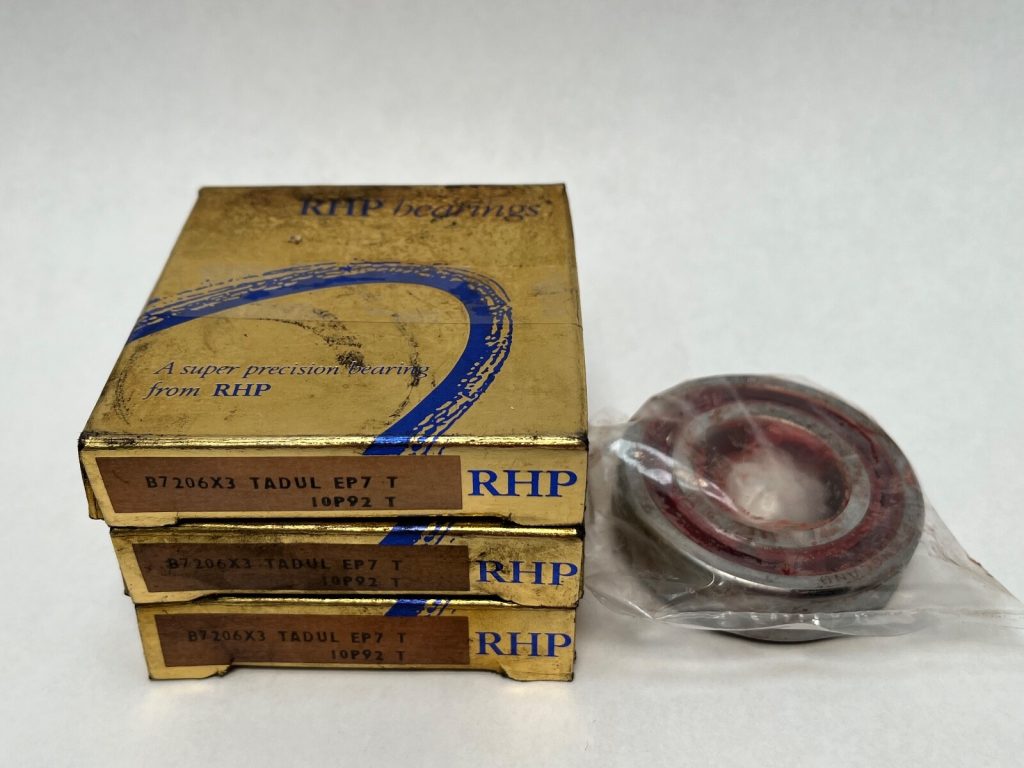 Super-Precision Angular Contact Ball Bearings – 30 mm ID, 62 mm OD, 16 mm Width, Open, 25° Contact Angle, Phenolic Cage, Light Preload, 3 Pcs