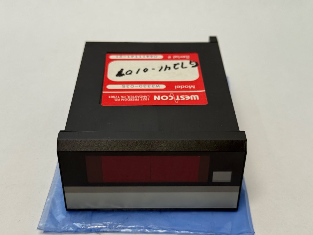 Digital Panel Meter, Panel-Mount LED Readout, 115 VAC 50/60 Hz, 7 W Line-Powered