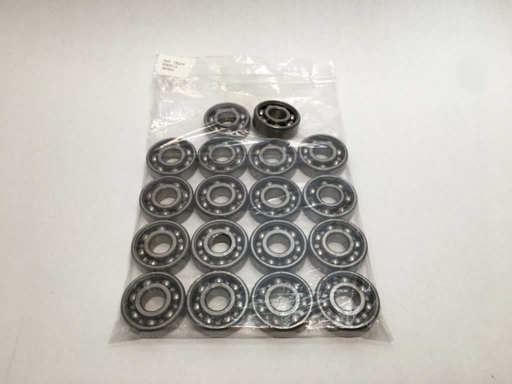 Deep Groove Ball Bearing - Straight Bore, 15 mm ID, 42 mm OD, 13 mm Width, Open, C3 Internal Clearance, 18 Pcs