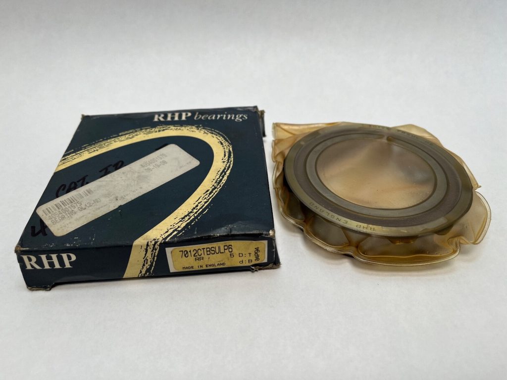 Angular Contact Ball Bearing 60x95x18 mm, 15° Contact Angle, Light Preload, ABEC 3