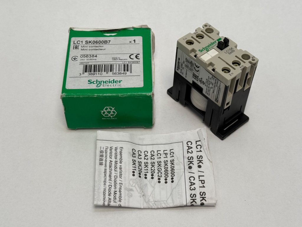 TeSys SK Mini Contactor – 2P (2 NO), 6 A AC-3 at 690 V, 24 V AC Coil, 27 mm DIN Rail