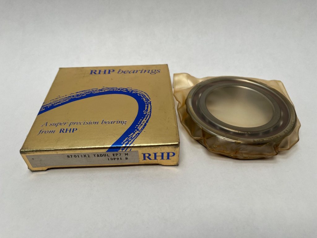 Super Precision Angular Contact Ball Bearing – Straight Bore, 55 mm ID, 90 mm OD, 18 mm Width, Open, 25° Contact Angle, Universally Ground Single, Light Preload
