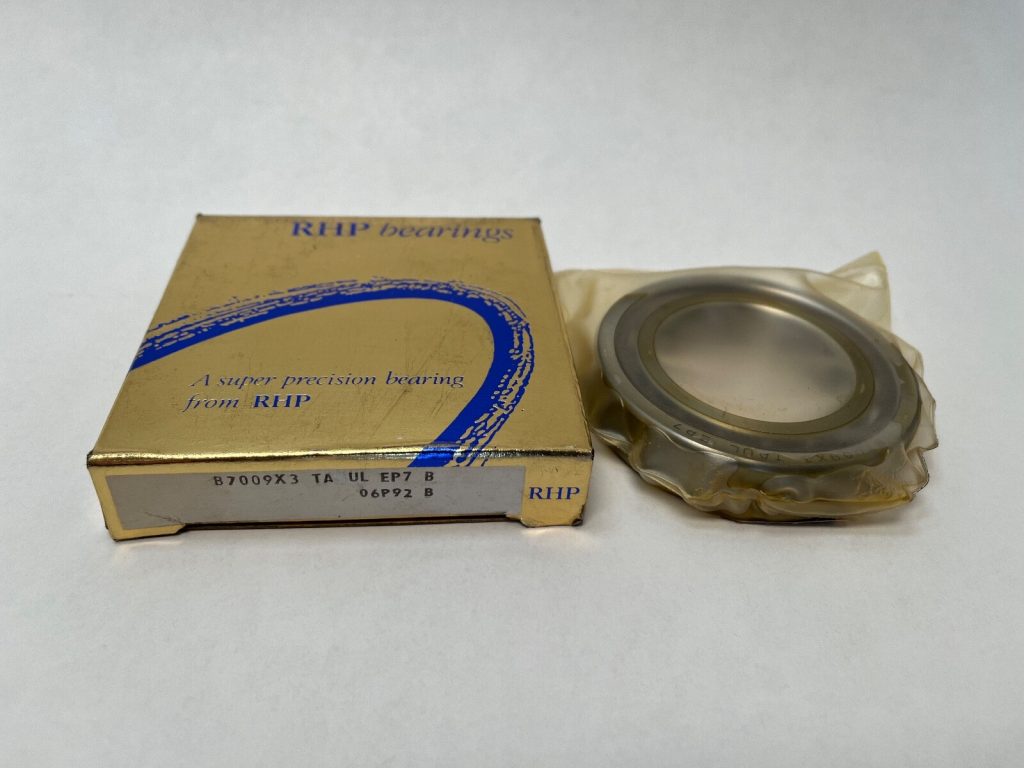 Super-Precision Angular Contact Ball Bearing - Straight Bore, 45 mm ID, 75 mm OD, 16 mm Width, Open, 25° Contact Angle, Light Preload, Single Universal, ABEC 7