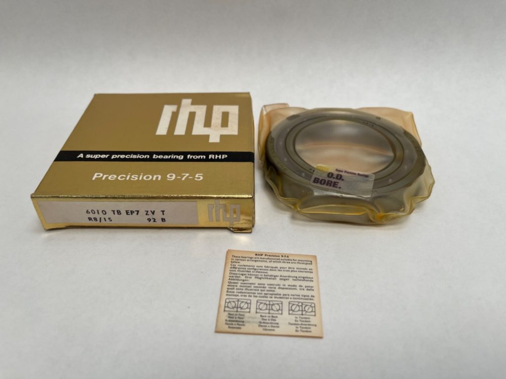 Precision Deep Groove Ball Bearing – Straight Bore, 25 mm ID, 62 mm OD, 17 mm Width, Open, ABEC 7, CN Clearance, Machined Phenolic Cage
