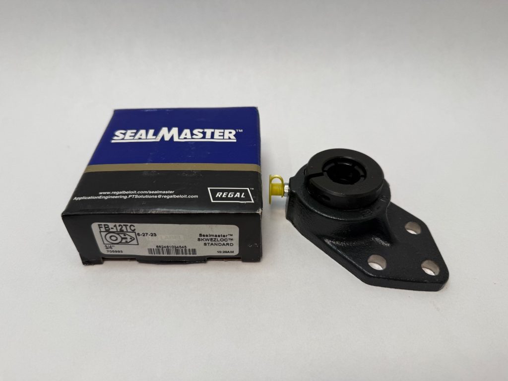 Three Bolt Flange Bracket Bearing Unit, 3/4" Bore, Cast Iron, Self-Aligning, Contact Seals, Regreasable — Complete Unit