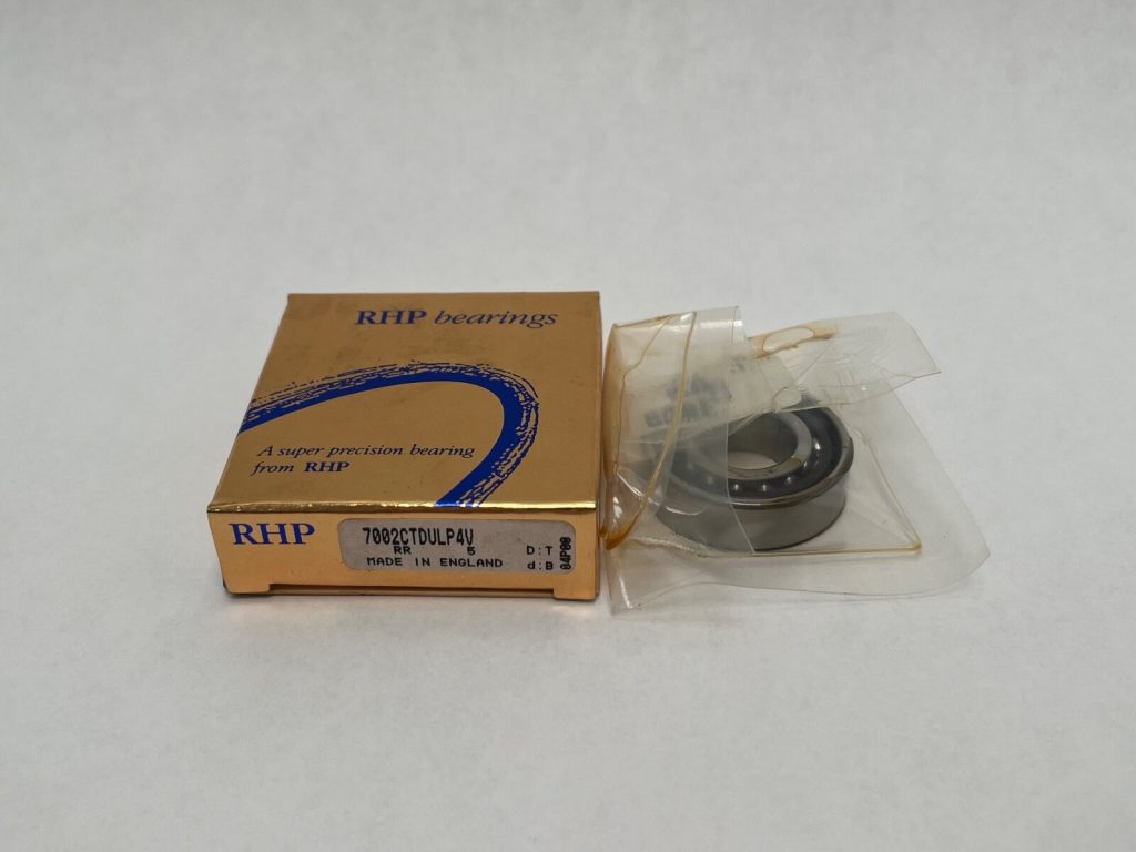 Super Precision Angular Contact Ball Bearing - 15 mm ID, 32 mm OD, 9 mm Width, Open, 15° Contact Angle, Light Preload