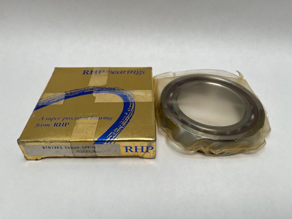 Super-Precision Angular Contact Spindle Bearing, 65x100x18 mm, 15° Contact Angle, Universally Ground, Medium Preload, ABEC 7 (P4), Half of a Duplex Pair